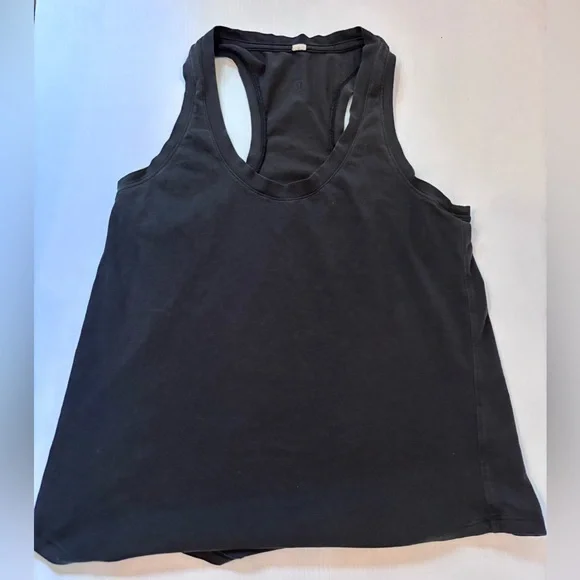 PROMO: BUY 3 GET 1 FREE | Set of 4 Lululemon Tanks | Align & Swiftly | Size XS - Picture 7 of 9